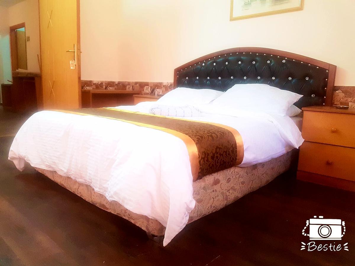 Crystal Hotel فندق كريستال Nablus Exterior foto