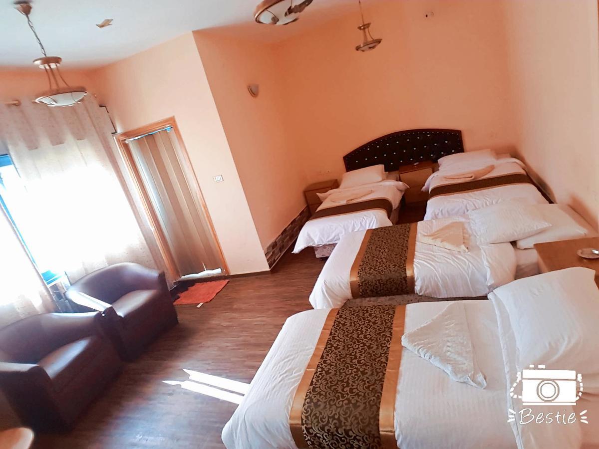 Crystal Hotel فندق كريستال Nablus Exterior foto