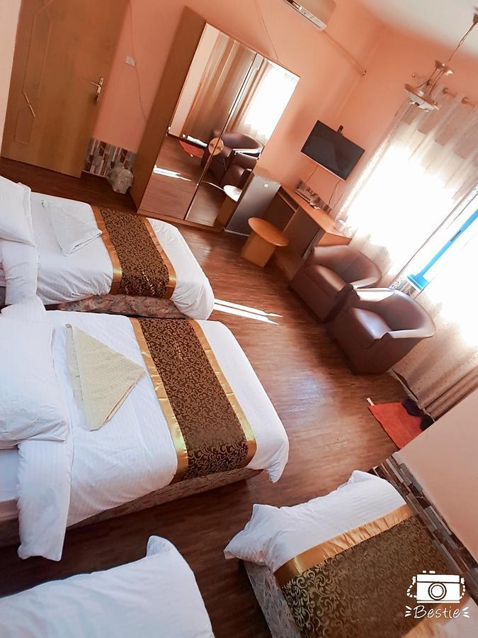 Crystal Hotel فندق كريستال Nablus Exterior foto